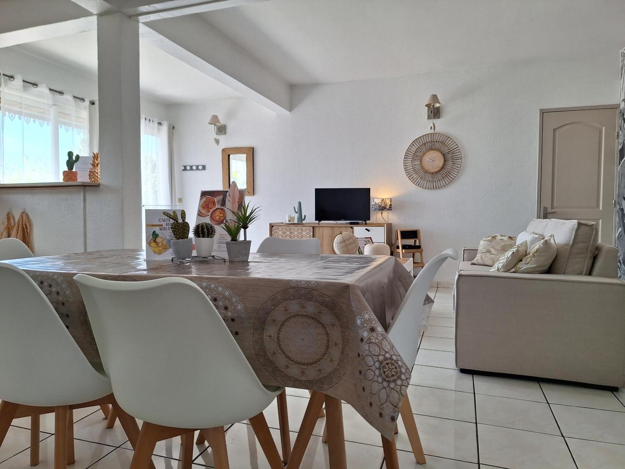 Le Cocon De Madana Apartment Saint-Joseph Luaran gambar